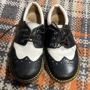 Dr Martens Black and White Classic Vintage Lace Up Shoes - size US 9
